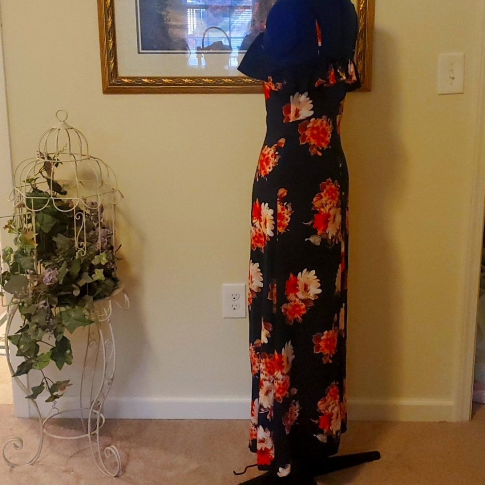 Beautiful summer dress - Picture 4 of 6